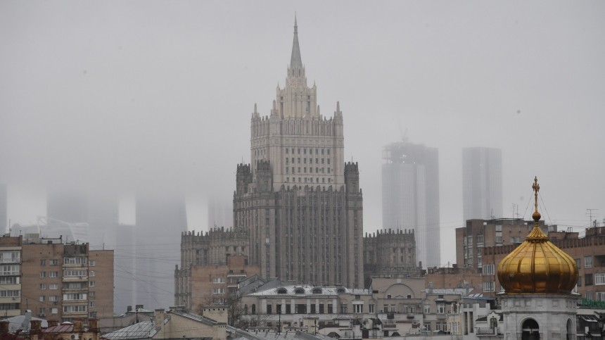 МИД РФ обвинил НАТО во главе с Великобританией в эскалации ситуации на Украине