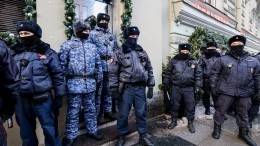 QR-диссиденты устроили «народный сход» на улице Рубинштейна в Петербурге