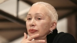 Татьяна Васильева объяснила, почему постоянно бреет голову налысо