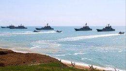 Шесть десантных кораблей РФ вошли в сирийский порт Тартус