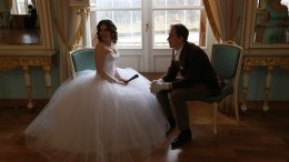 В Петербурге церемонии бракосочетания начнут проводить в исторических местах