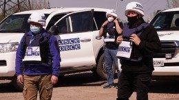 Наблюдатели миссии ОБСЕ начали покидать ЛНР