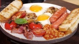 Мужчинам на заметку к 8 марта: Рецепт быстрого и вкусного английского завтрака