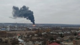 Последствия мощного взрыва в Луганске сняли на видео