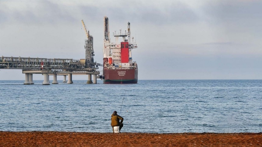 США запрещают весь импорт газа и нефти из России
