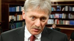 Песков объяснил необходимость укрепления западных рубежей РФ