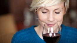 Не пьянство, а терапия: как употребление вина связано со снижением риска диабета