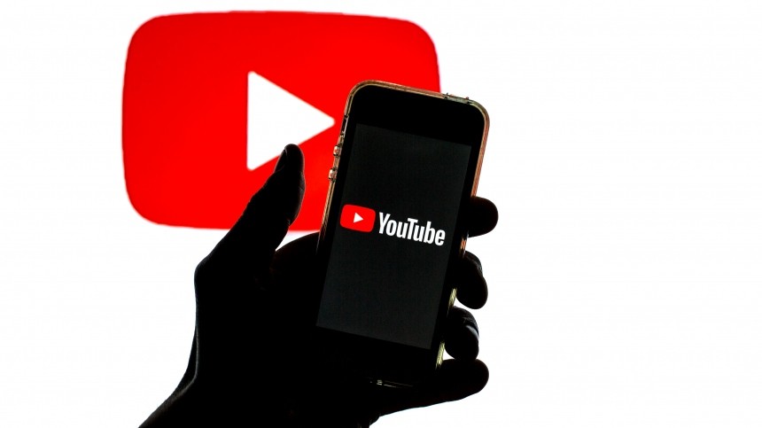 Не предатели: блогеры отказались покидать РФ из-за санкций YouTube