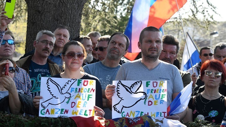 В Германии прошли митинги в защиту русских
