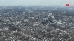 Появилось видео центра Попасной с высоты птичьего полета, где ВСУ держит третью линию обороны