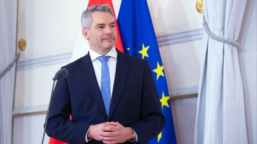 Глава МИД Австрии выступил против запрета на поставки российского газа