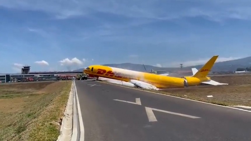 Момент крушения Boeing 757 в Коста-Рике попал на видео