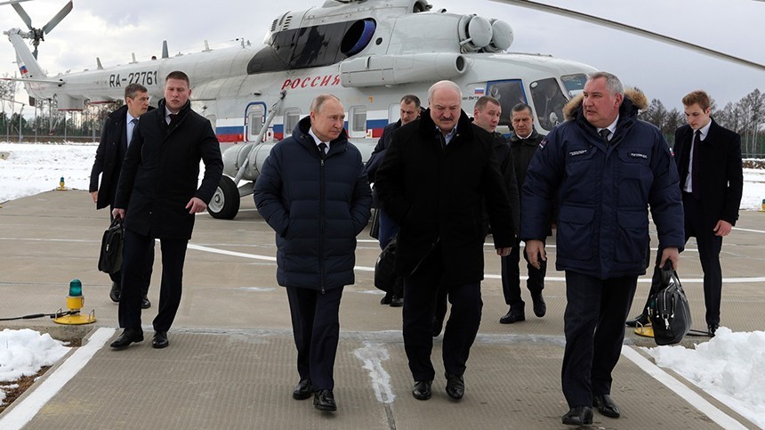 Путин отметил мужество российских солдат, участвующих в спецоперации на Украине