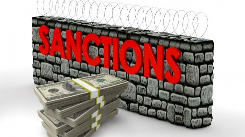 Финансист из Гонконга назвал санкции США против РФ безумными и глупыми
