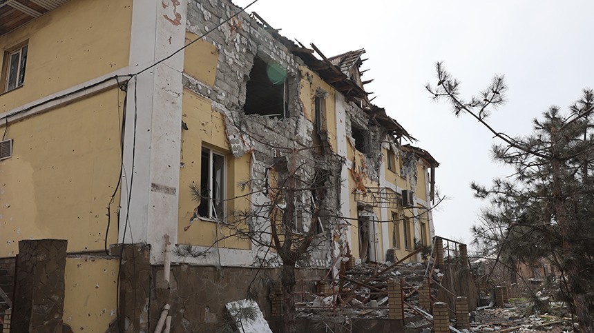 «Осталось полноги»: Жители Ясиноватой об обстреле города украинскими боевиками