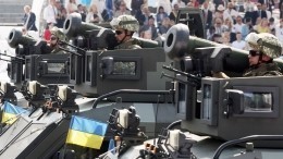 Пентагон показал видео с отгрузкой очередной партии военной помощи Украине