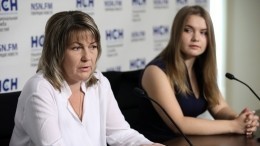 «В кандалы заковали»: Жена и дочь Ярошенко заявили о жестоком обращении американцев с ним