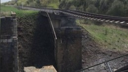 СК возбудил дело о теракте после обрушения ж/д моста под Курском
