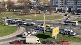 Одиннадцать человек пострадали в ДТП с двумя маршрутками в Петербурге