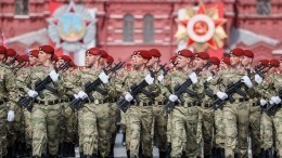 Вспоминая о подвигах: в России прошли первые парады в честь Дня Победы