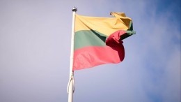 Литва отзывает посла в России и закрывает консульство в Петербурге