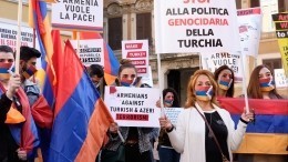Число участников протестов в Ереване за сутки выросло почти вдвое