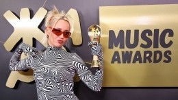 Премия «ЖАРА MUSIC AWARDS»: Падающая Бузова, слезы МакSим и «четыре» Лолиты
