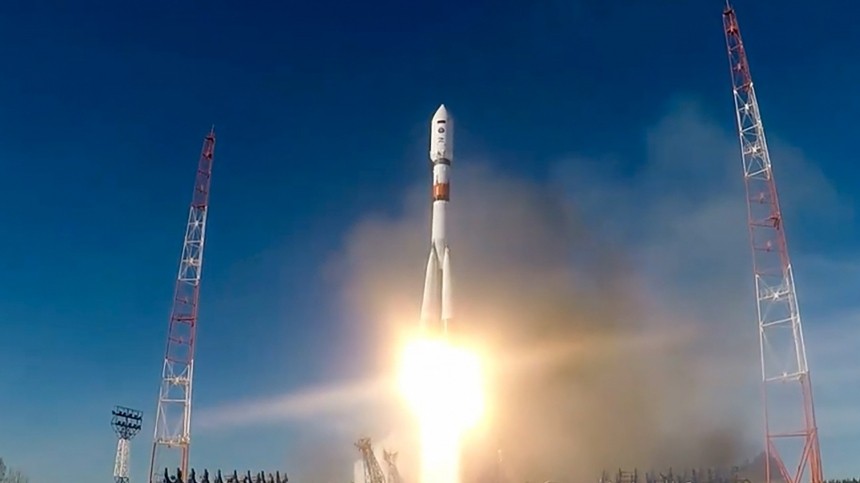 Ракета «Союз-2.1а» с военным спутником стартовала с космодрома Плесецк