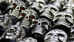 Тайные символы: у сдавшихся в плен боевиков с «Азовстали» нашли странные тату