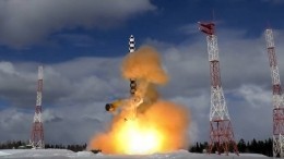 Рогозин показал воронку от ракеты «Сармат» и призвал Запад быть вежливее с РФ