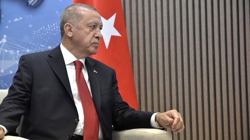 Эрдоган заявил об отказе Турции участвовать в «шоу» вокруг Украины