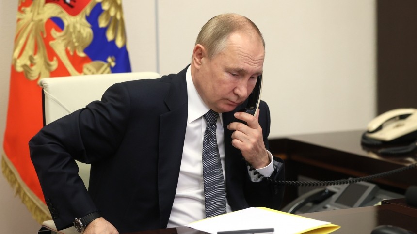 Путин рассказал Макрону и Шольцу о ходе спецоперации на Украине