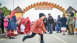 Глава Татарстана посетил праздник Каравон в селе Никольское