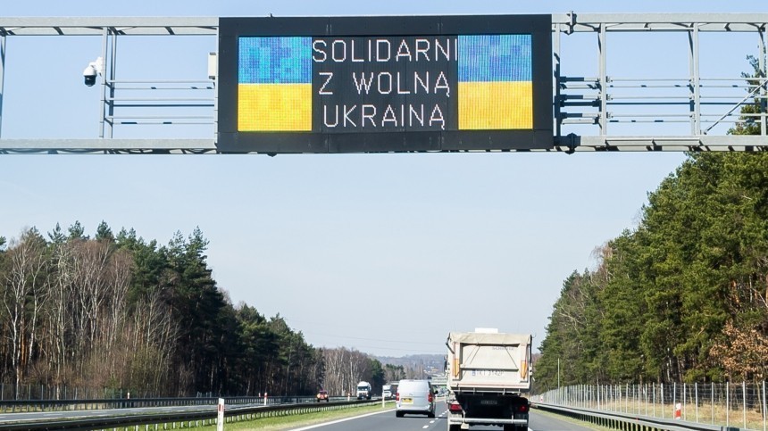 Польша прекратит выплачивать пособия части украинских беженцев