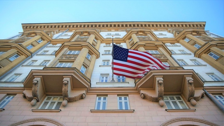 Посол США Салливан допустил закрытие посольств в Москве и Вашингтоне