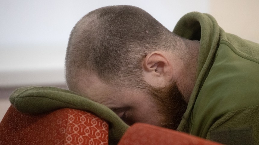 «Теперь он плачет»: Запашного возмутили слезы боевика при встрече с бойцом ДНР