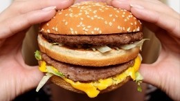 Сменившая McDonald’s сеть ресторанов выбрала новый логотип