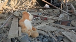 Мирные жители оказались под завалами в Стаханове после обстрела ВСУ