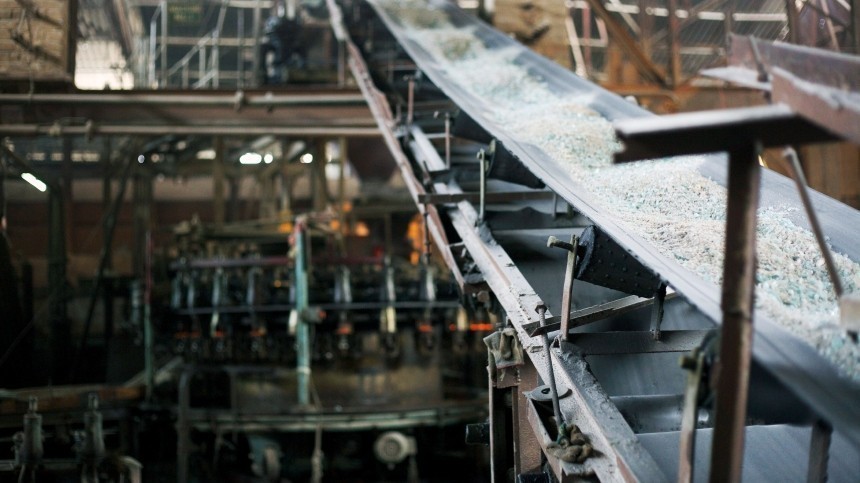 В России на 30% сократилось производство стекла
