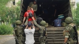 Украинские боевики прицельно бьют по зеленым коридорам в Северодонецке
