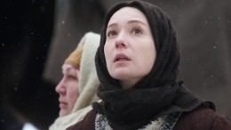 Сбежавшая из России Хаматова сыграла пять ролей в Риге «за копейки»