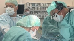 Операция на щитовидной железе без риска потери голоса: новые методики врачей РФ