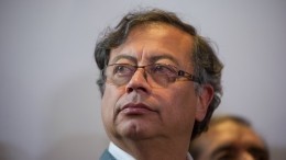 Бывший сенатор Густаво Петро победил на выборах президента Колумбии