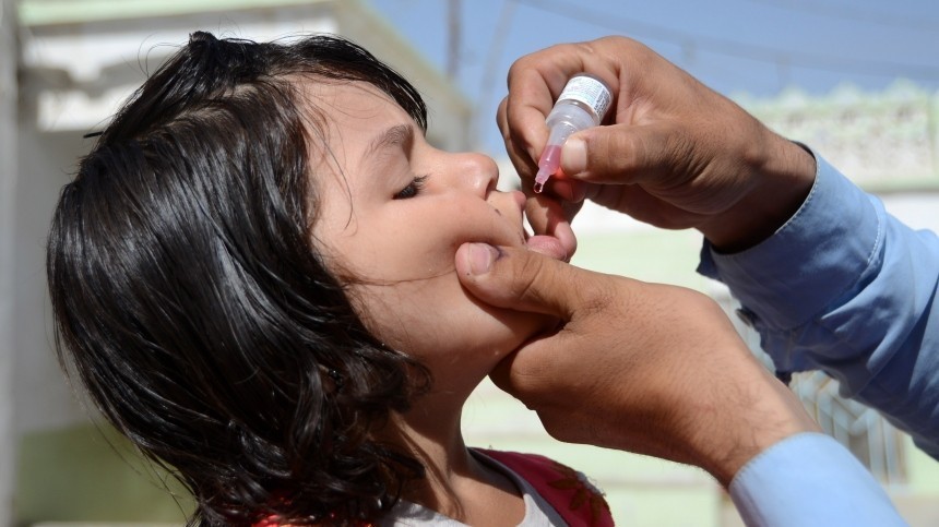 Болезнь на всю жизнь: кто в первую очередь рискует заразиться полиомиелитом