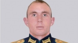 Путин присвоил Героя России старшему лейтенанту Попову, погибшему на Украине