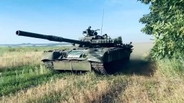 Чтоб противник не мог поднять головы: ВС РФ показали удары «танковой карусели»
