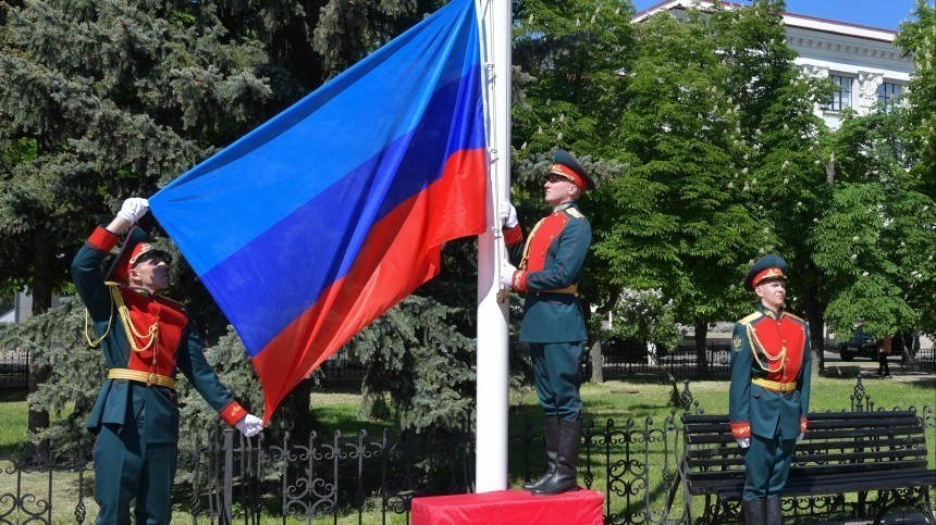 Шойгу доложил Путину об освобождении Луганской народной республики