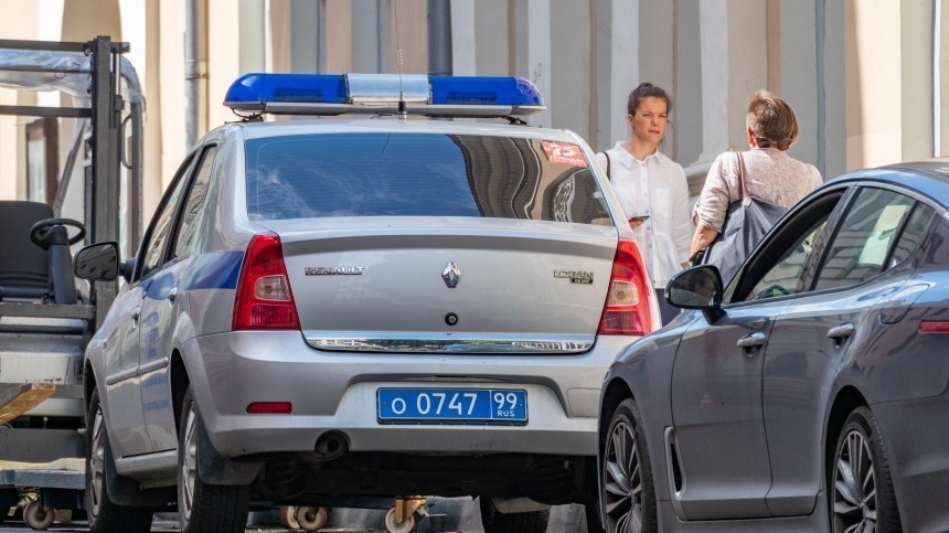 На Юго-Востоке Москвы изуродованный труп мужчины обнаружили в багажнике авто