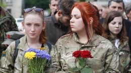 «На современной Украине возможно все»: военный политолог про призыв женщин в ВСУ