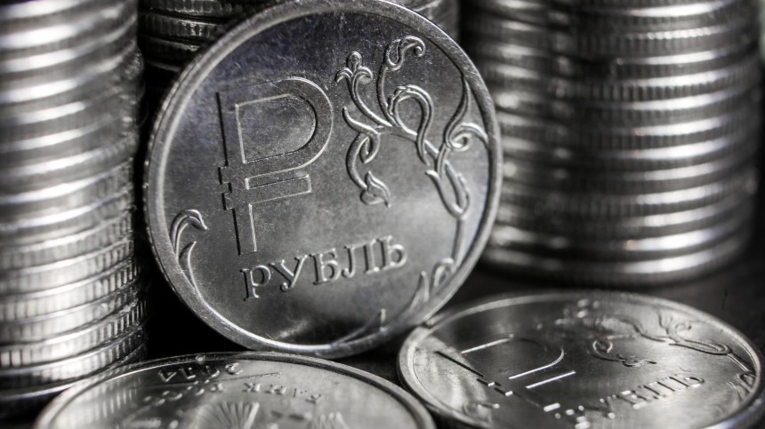 Аналитик объяснил причины ослабления рубля в начале июля
